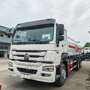 Camion citerne à carburant diesel Sinotruk Howo 20 mètres cubes 6X4 à prix avantageux, camion citerne à huile à vendre - Product Image 2