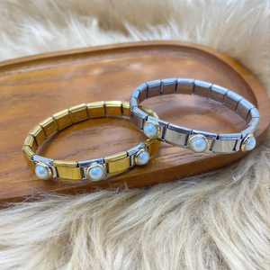 Brazalete de perlas artificiales chapadas en oro de 18 quilates de acero inoxidable 303 de color sólido de estilo sencillo a granel - Product Image 1