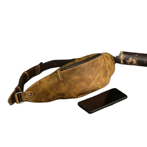 Compre una Bolsa de Pecho de Cuero Genuino Hecha a Mano, Personalizable, de Diseño, en Color Marrón, para Hombres y Mujeres - Product Image 1