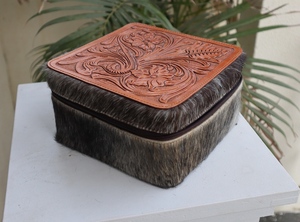 Caja de joyería de cuero real hecha a mano, almacenamiento de joyería de viaje, caja de joyería occidental, el mejor regalo para mujeres - Product Image 4