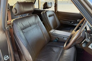 Toyota Century de 1987 - Product Image 4