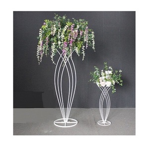Juego de dos centros de mesa de arreglo de flores de color blanco de hierro con centro de mesa de boda de la mejor calidad a granel - Product Image 1