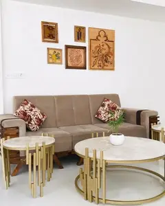 Mesas De Revestimento Superior De Mármore Para Casa Revestimento PVD Acabado Em Ouro Trabalho De Encaixe De Tira De Latão Feito Em Mesa De Mármore Fabricante Atacado