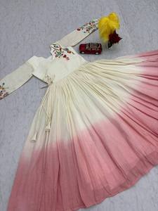 Top de fête de créateur traditionnel Garara Plazzo Dupatta robes tissu Sof coton travail fil lourd broderie - Product Image 5