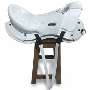 อานม้าสำหรับแข่งขันแบบอังกฤษคุณภาพสูง ดีไซน์สวยงาม สายรัด PVC สวยงาม โครงทำจากเส้นใยหนังสังเคราะห์ - Product Image 1