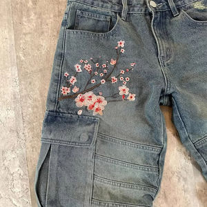 Jeans en denim ample à jambe droite, délavé et brodé sur mesure, de la marque Sportish Impex, pour hommes - Product Image 2