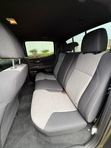 Toyota Tacoma 2020 d'occasion - Cabine Double - TRD Off-Road - Pick-up 4 portes - Benne de 5 pieds - À vendre - Product Image 6