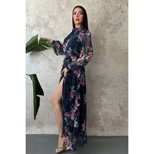 Robe en mousseline de soie bleu marine à motifs floraux - Bleu marine - Product Image 2