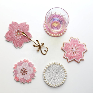 Posavasos Hecho a Mano con Cuentas de Contorno Marrón, Cuentas de Semillas, Elegante y Duradero - Product Image 4