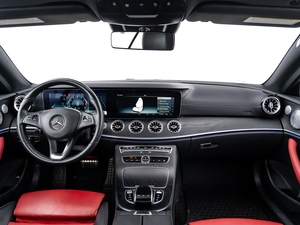 MERCEDES-BENZ Classe E E400 d'occasion 2018, conduite à gauche/droite - Product Image 5