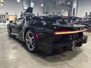 Bugatti Chiron Super Sport 300+ Usado del 2023 - Product Image 2