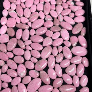 100% สีชมพูโคบอลต์แคลไซต์หลังเบี้ยเกรด AAA พลอยสีเขียวหลวม - Product Image 1