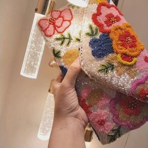 Sac à main de luxe de qualité supérieure, fait main, orné de perles brodées, pour les fêtes, les mariages et les occasions festives, disponible pour l'exportation - Product Image 3