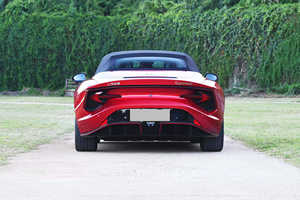 Usado 2024 2025 AWD Eléctrico Convertible, Conducción Suave y Silenciosa, Interior Deportivo, Bien Mantenido, Suministrado desde Japón - Product Image 3