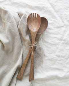 Juego de 2 Servidores de Ensalada de Madera Natural, Elegantes Utensilios de Madera para Ensalada - Product Image 1