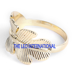 Servilletero de hoja de Ginkgo dorado, servilletero elegante inspirado en la naturaleza para mesa de comedor, cocina y decoración de encimera - Product Image 3