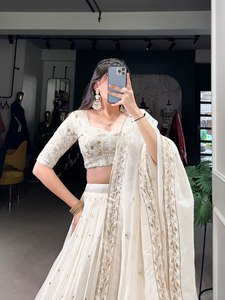 Nouvelle tenue prête à porter, style Bollywood, pour mariage, Diwali, fête, Lehenga Chaniya Choli argenté brillant pour femmes - Product Image 5