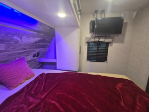 CARAVANA C-R-O-S-S-R-O-A-D-S RV C-R-U-I-S-E-R AIRE 27RBS USADA EN BUEN ESTADO, MODELO 2022, DISPONIBLE PARA LA VENTA - Product Image 2