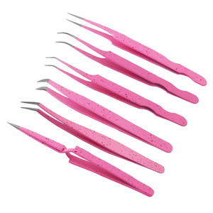 Juego de pinzas para extensión de pestañas de acero inoxidable con punta de fibra, color rosa, de INNOVAMED, al por mayor, a precio de mayorista. - Product Image 1