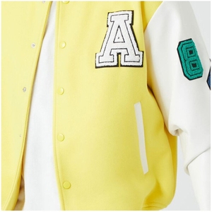 Veste de baseball universitaire pour hommes Vente en gros de baseball personnalisé Veste à capuche universitaire cousue à manches longues d'hiver pour hommes de grande taille - Product Image 3