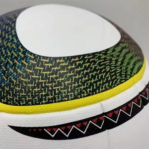 Ballon de football en PU léger et durable de haute qualité, fabriqué directement en usine, toutes tailles, logo personnalisé, sport professionnel - Product Image 4