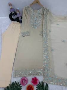 Dernier Designer Lourd Faux Georgette Broderie Séquence Travail Kurti Set Par FabZone - Product Image 3