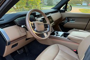 RANGE ROVER P400 SE LWB 2024 USADO (LHD/RHD) - Product Image 3