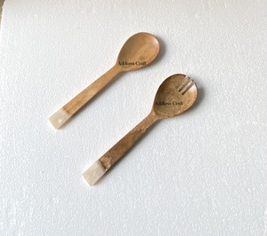 Juego de servidor de ensalada de madera de mango a precio de fábrica con mango de resina decorativo, herramientas para ensalada, mezclador de ensalada, Spinner SS, cubiertos, cuchara, tenedor - Product Image 3