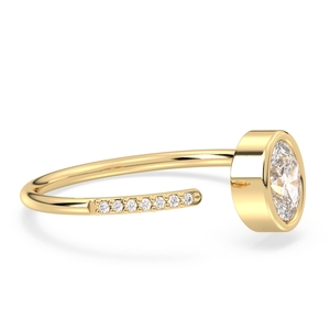 Anillos de Moissanita de Corte Ovalado de 0.4 Quilates en Oro Amarillo de 14 Quilates de Diseño Original REYES, Regalo de Aniversario de Boda para Mujer, Joyería Fina para Ella - Product Image 3