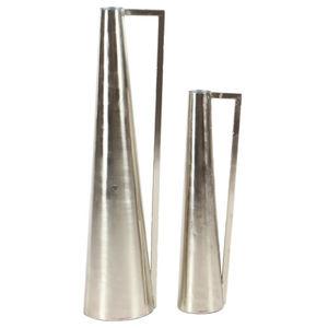 Ensemble de 2 vases en métal de qualité supérieure avec finition argentée, parfaits pour la décoration de la maison de mariage, de l'hôtel et de la vaisselle. - Product Image 2