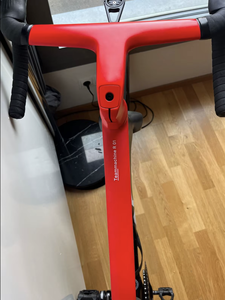 Prêt à être expédié en 2025 pour le vélo de route TeamMachine R01 ONE - Aluminium et acier de qualité industrielle, personnalisable OEM/ODM - Product Image 5