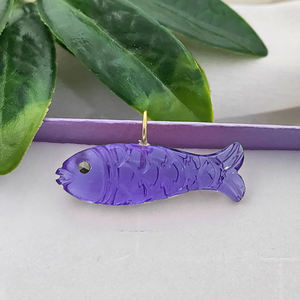 Pendentifs de sculpture de poisson en quartz émeraude Charmes de poisson en quartz émeraude Boucle de 5mm Plaqué or Charme de poisson en argent 925 Fournisseurs en gros - Product Image 3