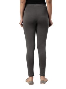 Vente en gros Logo personnalisé collants sans couture peau ajustés leggings vêtements de sport Fitness Yoga pantalon taille haute collants leggings pour femmes - Product Image 4