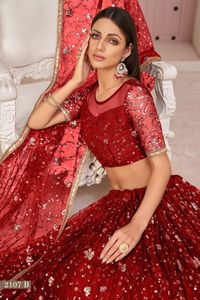 Magnifique vin couleur Mono Net tissu Lehenga Choli. Fait avec une broderie lourde et des paillettes sur toute la tenue - Product Image 5