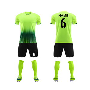 Calidad Premium tamaño personalizado y diseño Jersey conjunto uniforme de fútbol para hombres y mujeres uniforme de fútbol de secado rápido precios al por mayor - Product Image 4