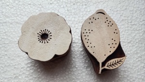 Blocs d'impression en bois sculptés à la main sur mesure en palissandre disponibles dans une large gamme de modèles à des fins de revente. - Product Image 2