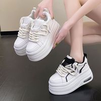 Chaussures à plateforme blanches élégantes pour femmes, design unique, semelle épaisse de 8 cm, baskets de sport quotidiennes, en stock dans l'entrepôt américain