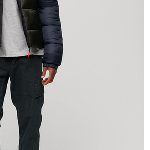 Vestes matelassées OEM Vestes matelassées en duvet pour hommes surdimensionnées avec logo personnalisé Vestes matelassées confortables d'hiver personnalisées - Product Image 6