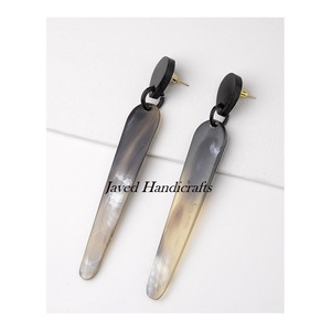 Pendientes Impermeables de Cuerno de Búfalo Natural Pulido de Alta Calidad para Mujer, Joyería de Uso Diario de Estilo Animal Único, Tamaño Personalizado - Product Image 2