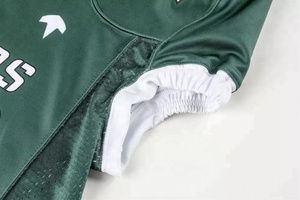 Camiseta de fútbol americano personalizada al por mayor, camiseta de fútbol bordada de sarga, uniformes de fútbol de poliéster 100% - Product Image 3