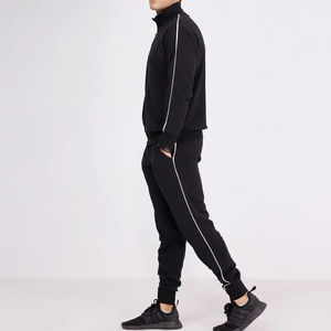 Survêtements imprimés solides et légers unisexes pour l'entraînement en salle de sport et le jogging Ensembles personnalisés de haute qualité - Product Image 3