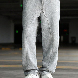 Pantalones Deportivos Holgados de Estilo Relajado con Tela Transpirable y un Estilo Urbano Informal - Product Image 6
