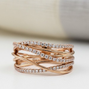 Bague de mariage classique sur mesure haut de gamme en or rose 18 carats avec diamant naturel rond de grande taille pour femme, idéale pour les fêtes - Product Image 1