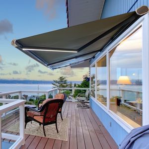 Auvent électrique à bras repliable droit, design de boîte complète de luxe, anti-UV, résistant au vent, extérieur, cassette complète, 3x2, <span class=keywords><strong>4x3</strong></span>, 5x3, 5x4, 6x3, 6x4, 7x4m - Product Image 1