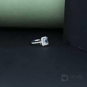 Anillo de diamante esmeralda de oro fino de 18 quilates, anillos de moda de diseño único para regalo de cumpleaños - Product Image 2