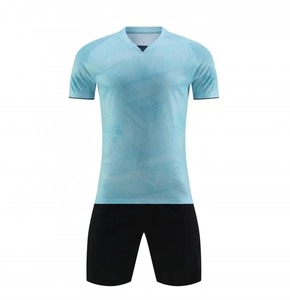 Conjunto de Camiseta de Fútbol de Manga Corta para Hombre y Niño, Transpirable, de Alta Calidad, con Logotipo Personalizado, Colores y Nombres Personalizables, Uniforme de Fútbol - Product Image 4