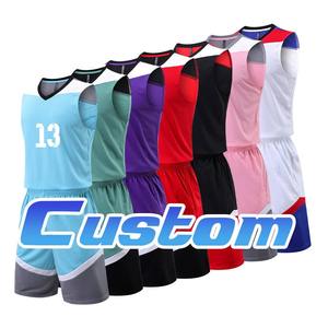 2025 nouveau uniforme de football sublimé à col en V personnalisé votre propre conception de Logo Bsci Polyester léger séchage rapide respirant - Product Image 5