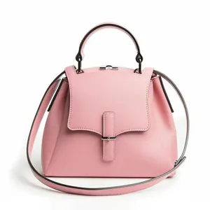 Итальянская розовая кожаная сумочка с металлической ручкой и ремешком, изготовленная из итальянской кожи премиум-класса