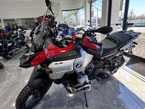 Moto tout-terrain double usage 1300cc Boxer Twin - Product Image 4