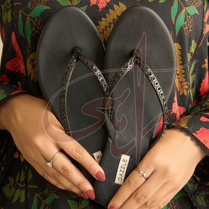 Custom <b>Design</b> High Quality Women Slide -Fashion Trend Anti-Slippery Customizable Genuine Leather Outsole - Product Image 3